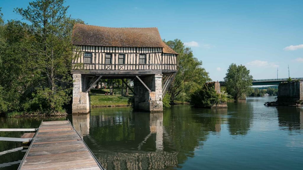 the Old Mill of Vernon